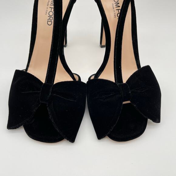 TOM FORD | Velvet Brigitte Sandal in Black T-Strap Open Toe Bow Heels 40 / 8.5 - Picture 8 of 16